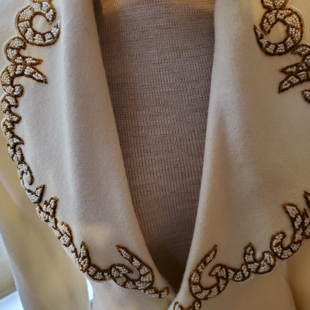 COPY - Vintage 1980s beaded blazer - Picture 2 of 6